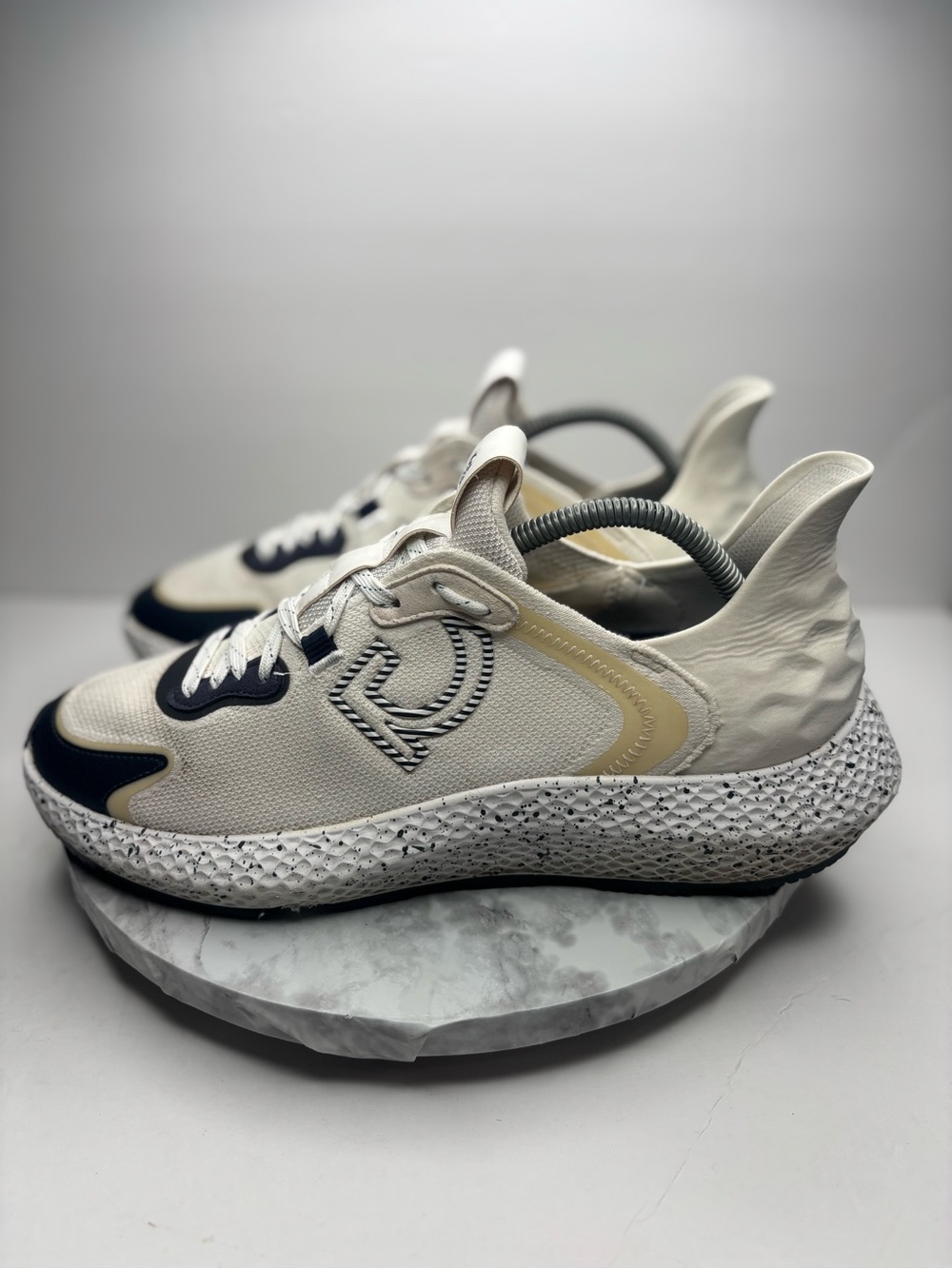 Size 10-  G/FORE Men's MG4X2 Golf Cross Trainer Shoe in a white and twilight